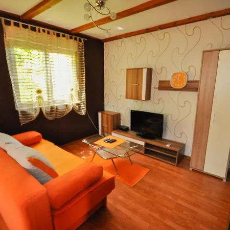 Fuer 2 Personen 2 Ca 45 M In Novigrad, Adriakueste Kroatien Westkueste Von Istrien Apartment