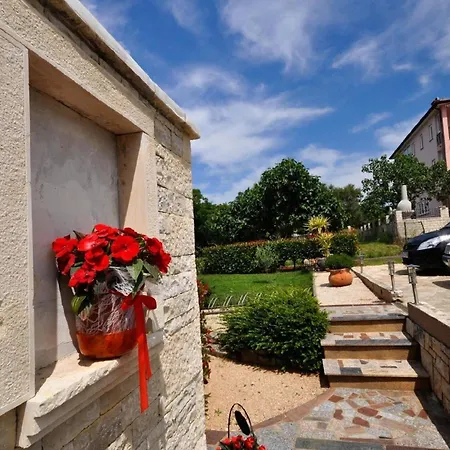 Fuer 2 Personen 2 Ca 45 M In Novigrad, Adriakueste Kroatien Westkueste Von Istrien Apartment