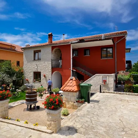 Fuer 2 Personen 2 Ca 45 M In Novigrad, Adriakueste Kroatien Westkueste Von Istrien * Karpinjan